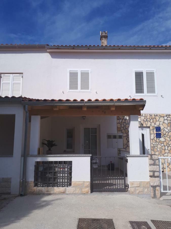 Kuca Za Odmor Pende Villa Banjol Esterno foto