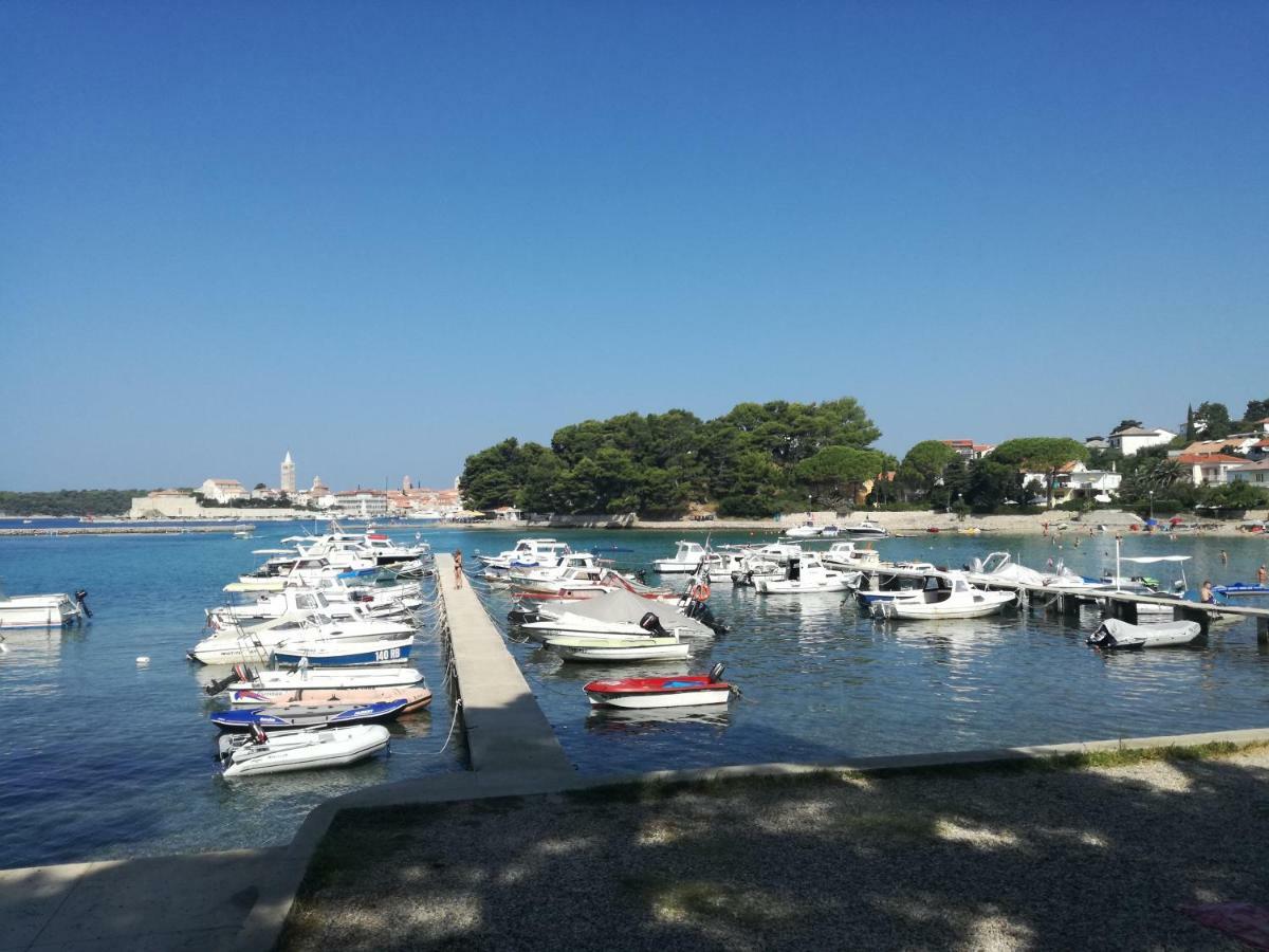 Kuca Za Odmor Pende Villa Banjol Esterno foto
