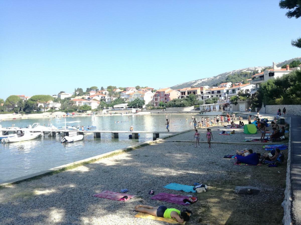 Kuca Za Odmor Pende Villa Banjol Esterno foto